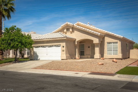 Homes For Sale - 8008 Villa Finestra Drive<br/> Las Vegas, NV 89128