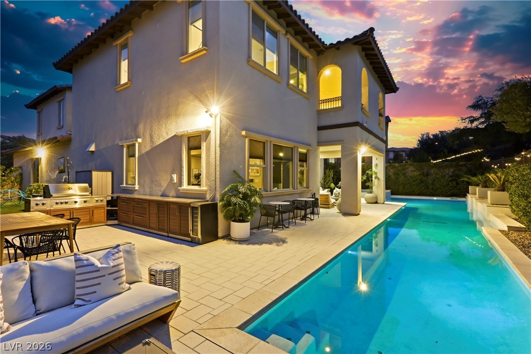 12014 Tramonto Avenue