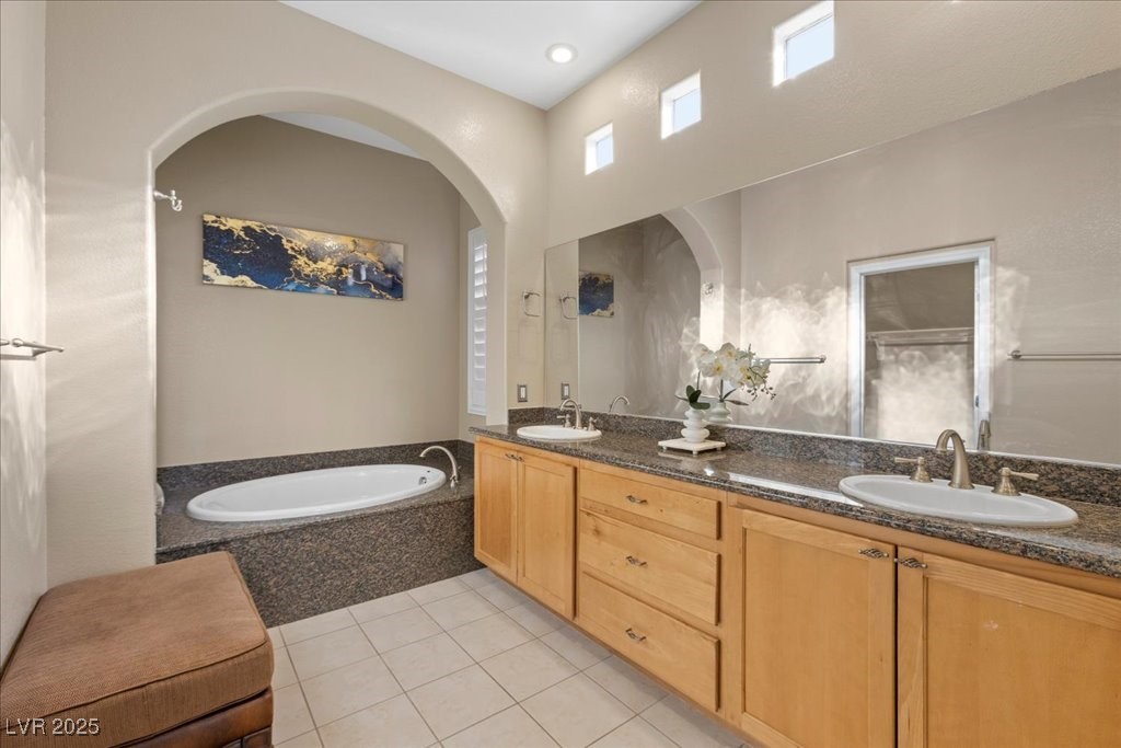 Henderson, Nevada 89011, United States, 3 Bedrooms Bedrooms, ,3 BathroomsBathrooms,Residential,Active,215117