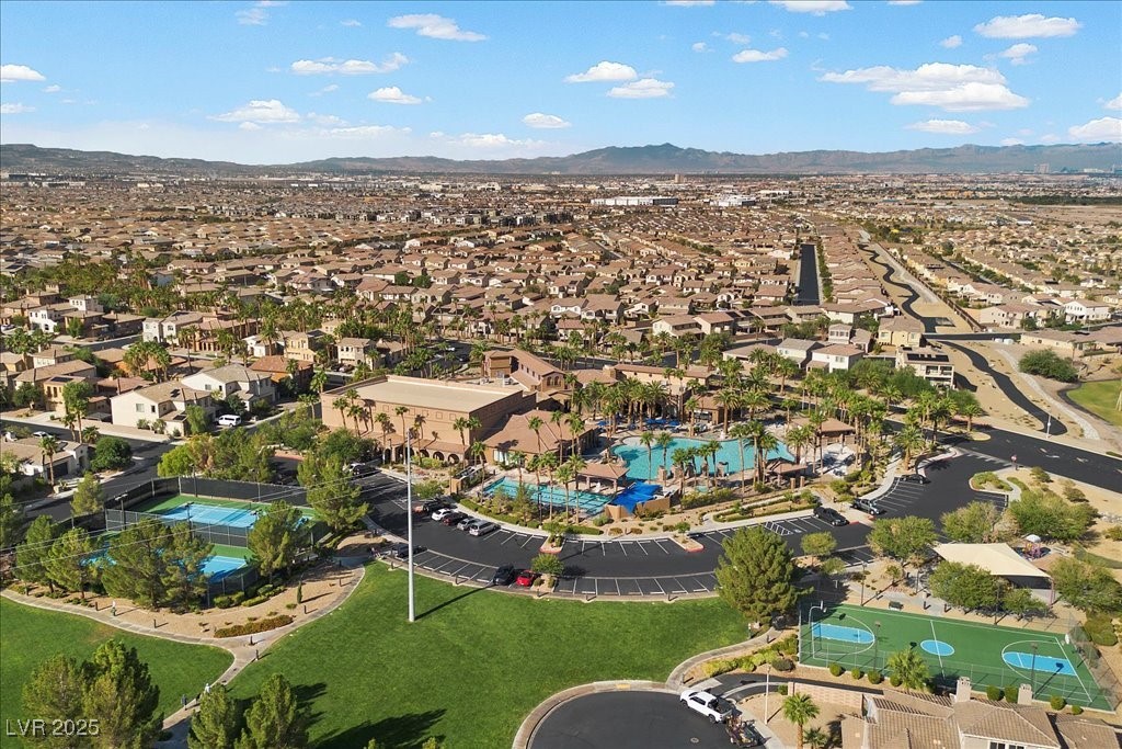 Henderson, Nevada 89011, United States, 3 Bedrooms Bedrooms, ,3 BathroomsBathrooms,Residential,Active,215117