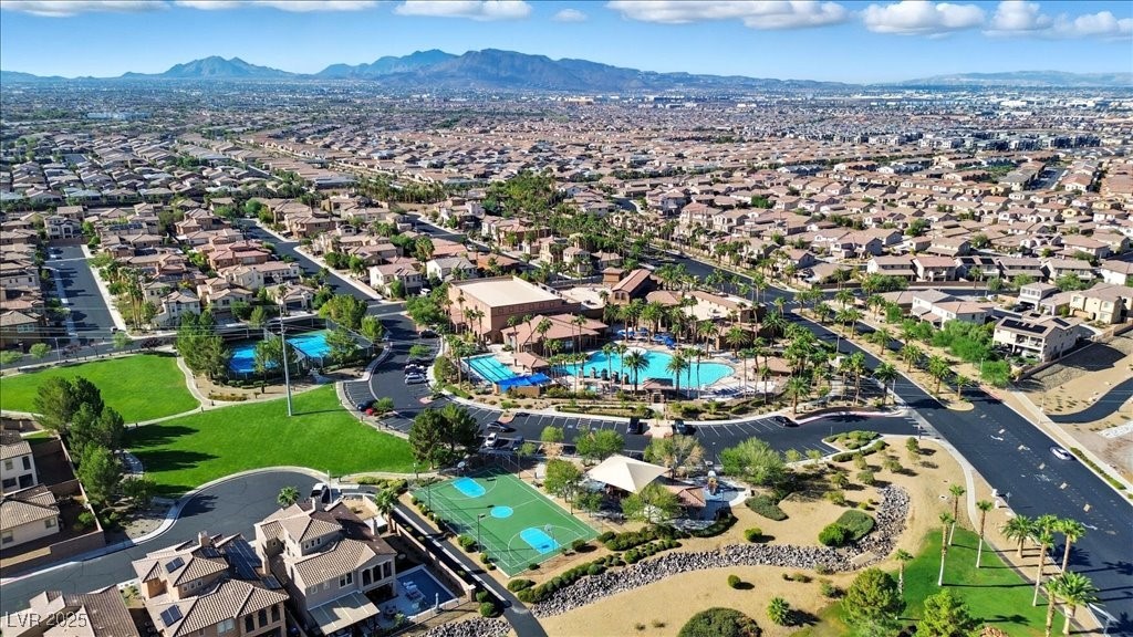 Henderson, Nevada 89011, United States, 3 Bedrooms Bedrooms, ,3 BathroomsBathrooms,Residential,Active,215117