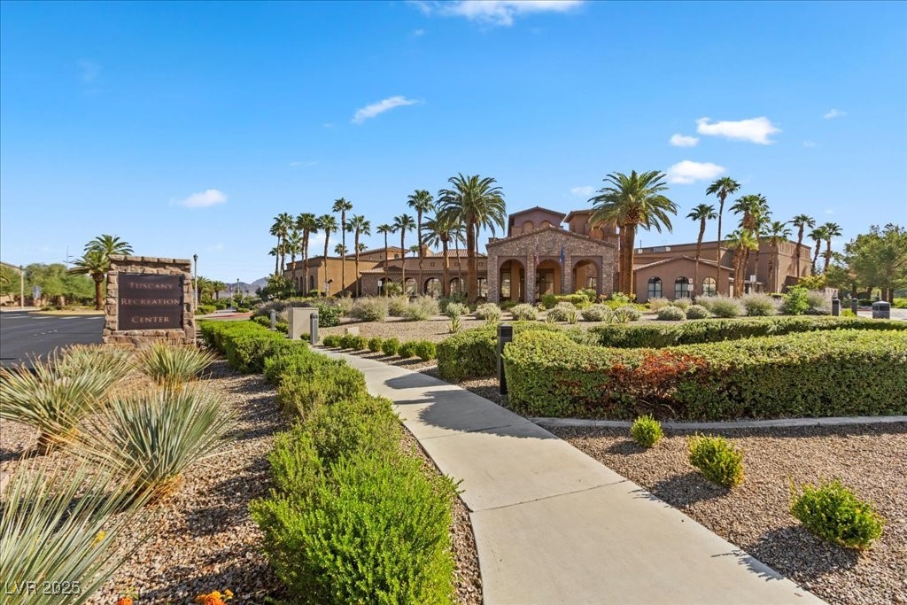 Henderson, Nevada 89011, United States, 3 Bedrooms Bedrooms, ,3 BathroomsBathrooms,Residential,Active,215117