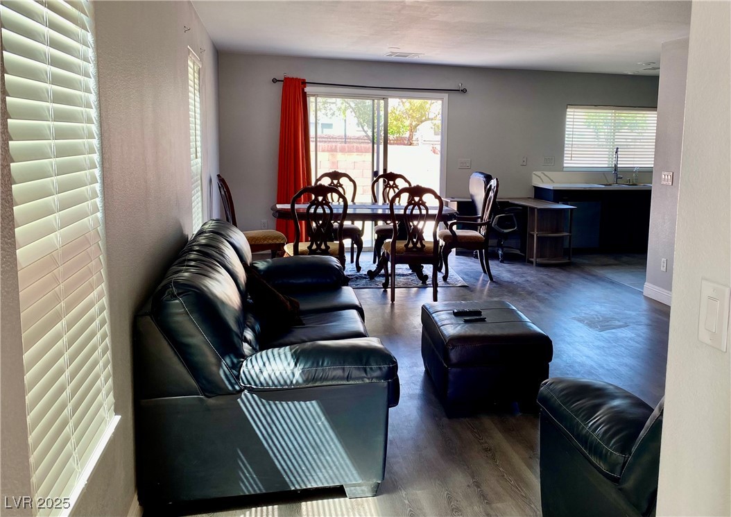6182 Blue Rapids Court, Las Vegas, Nevada image 3