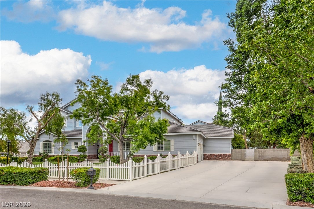 7480 Grassy Field Court
