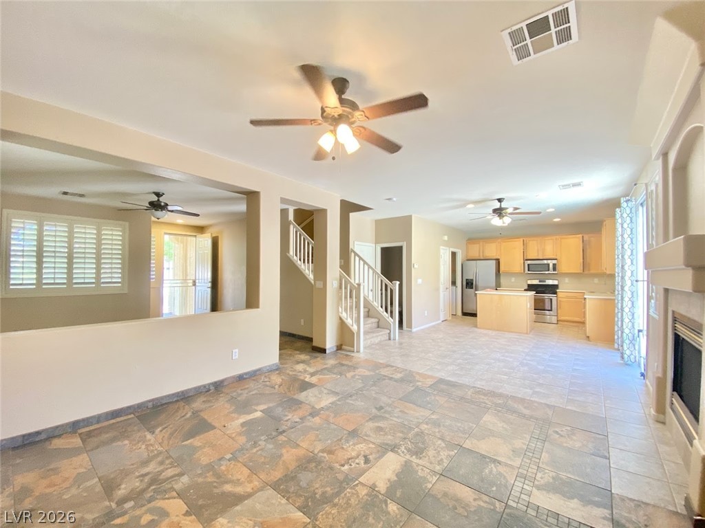 332 Summer Palace Way