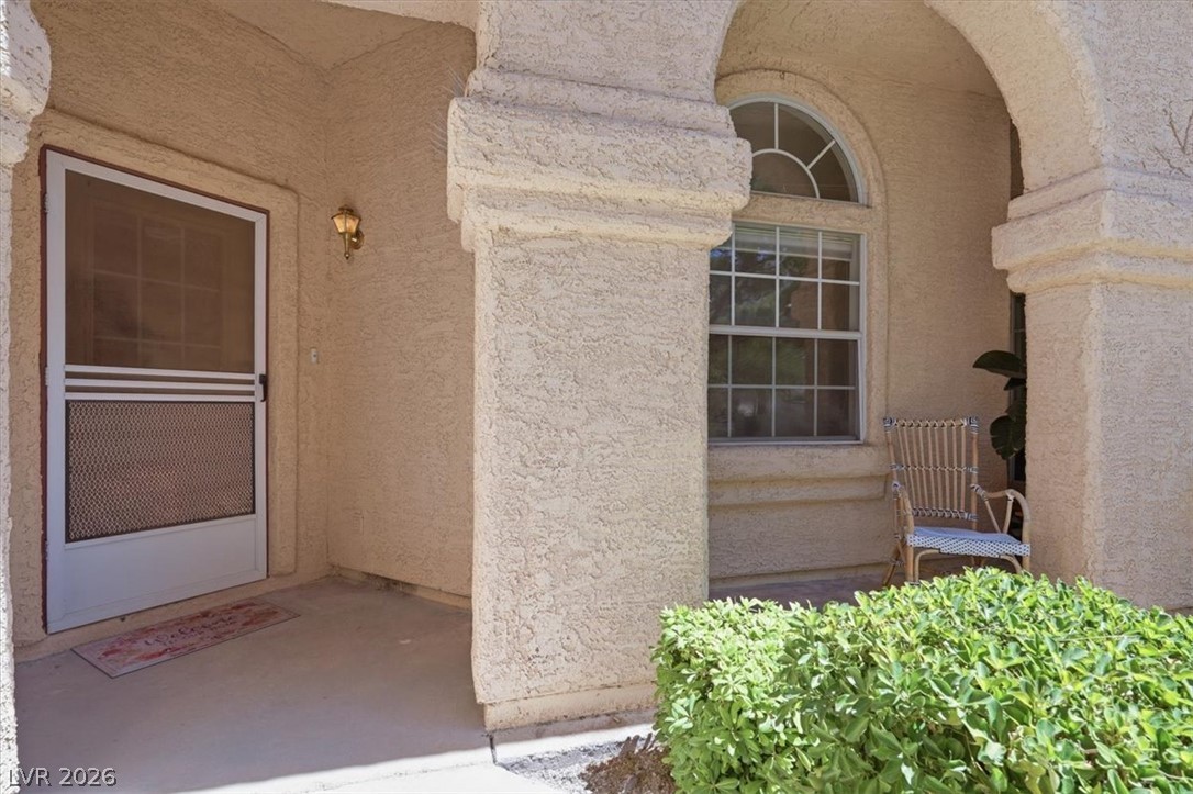 5537 Port Barrington Way