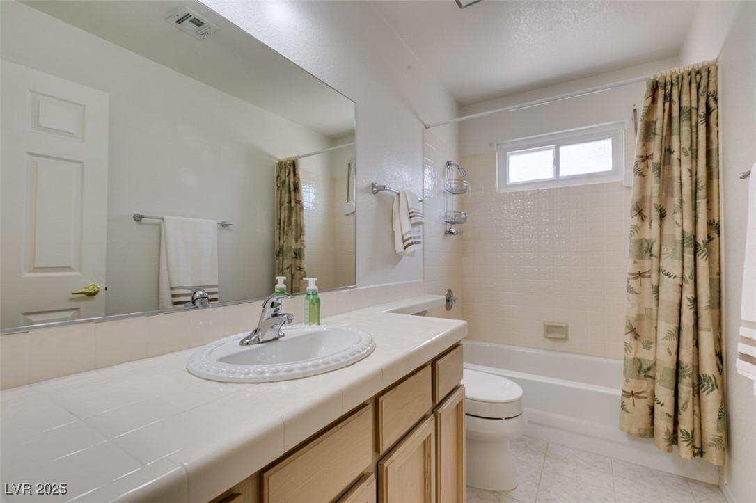 Henderson, Nevada 89074, United States, 3 Bedrooms Bedrooms, ,2 BathroomsBathrooms,Residential,Pending,140300