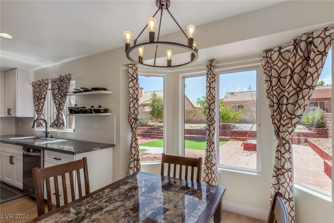8705 Villa Ridge Drive, Las Vegas, Nevada image 12