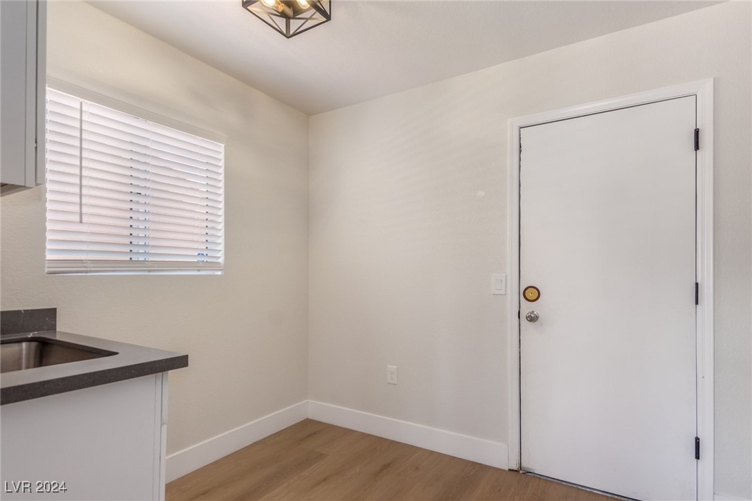 8705 Villa Ridge Drive, Las Vegas, Nevada image 30