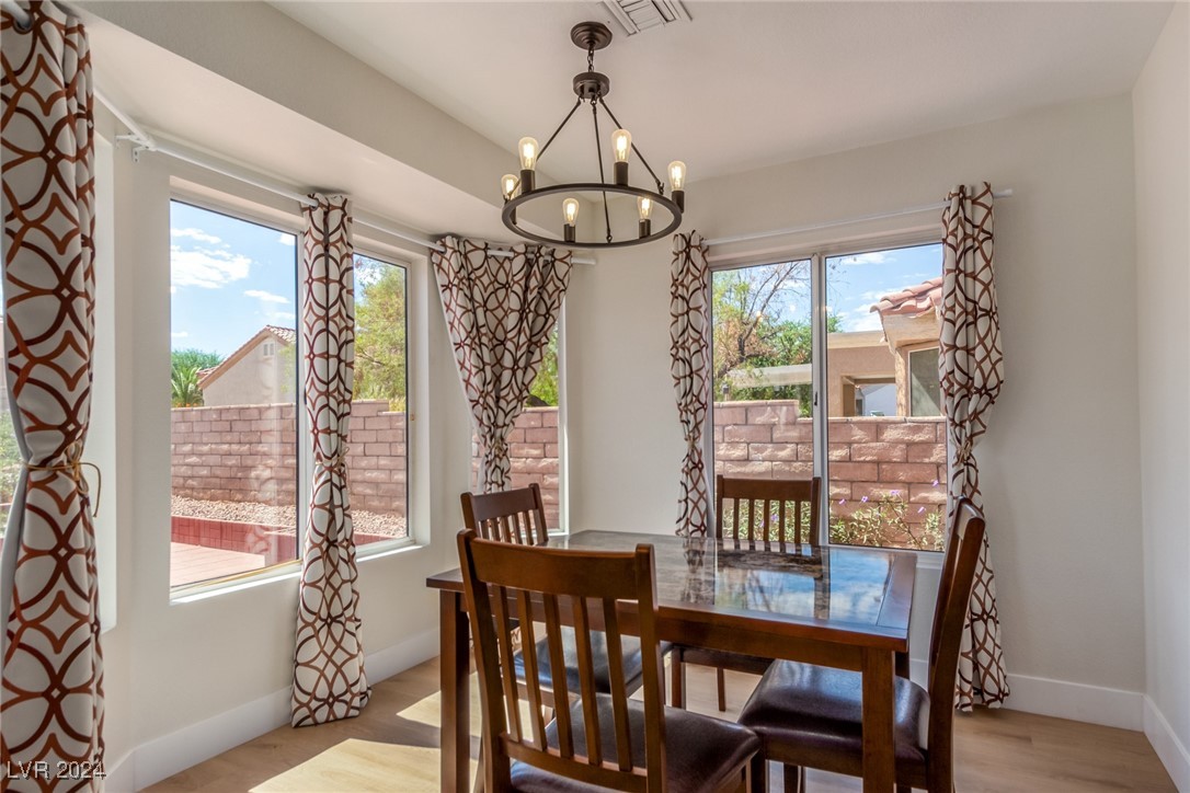 8705 Villa Ridge Drive, Las Vegas, Nevada image 11
