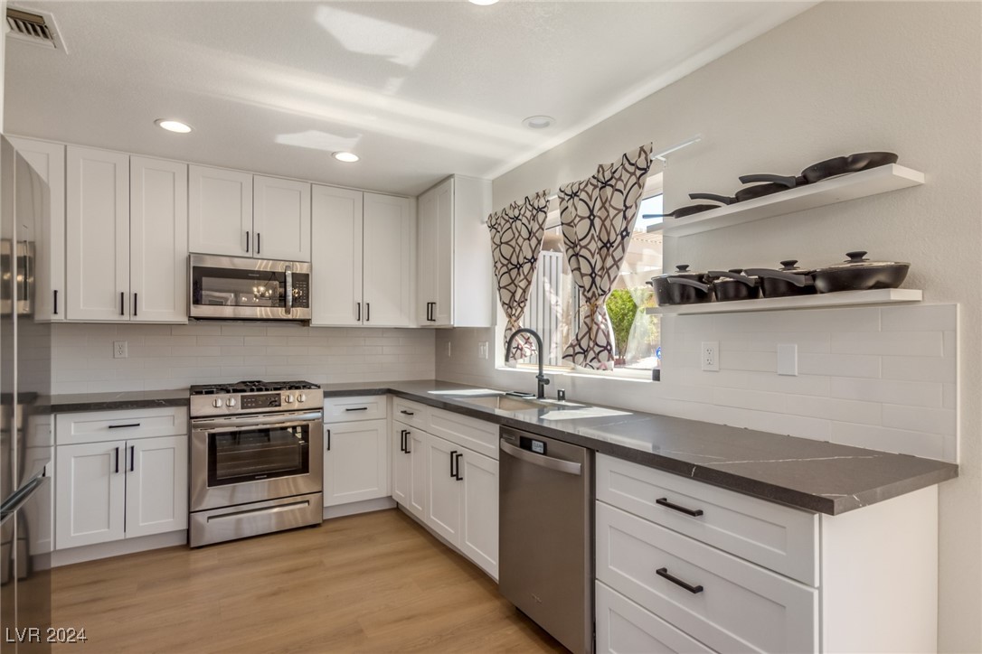 8705 Villa Ridge Drive, Las Vegas, Nevada image 14