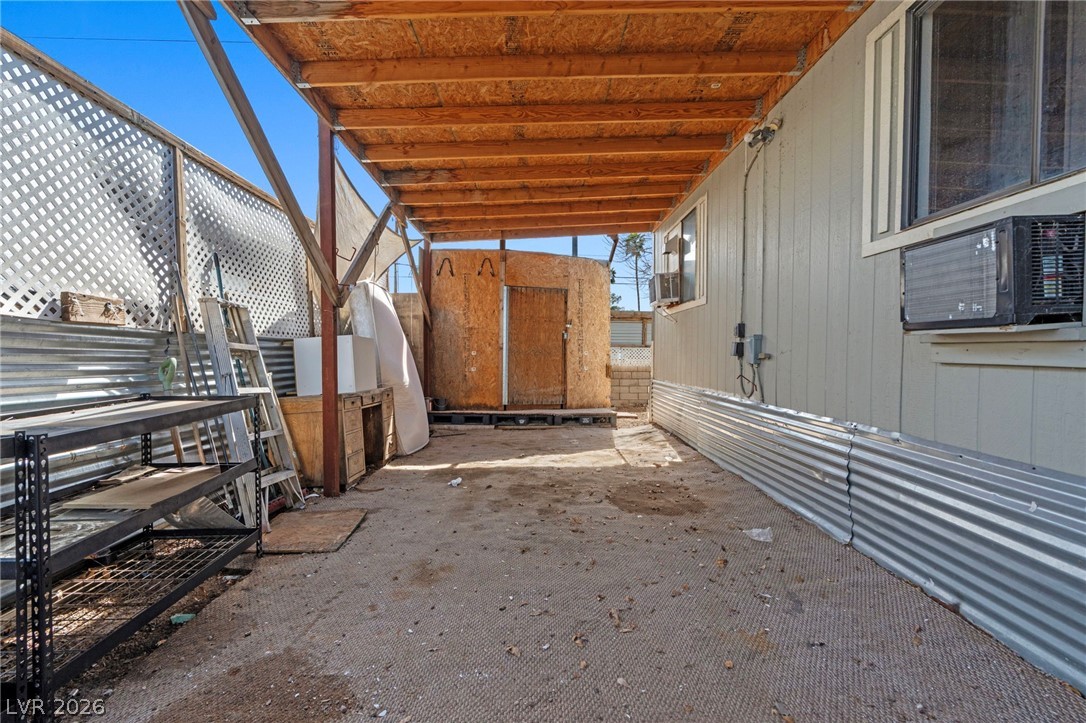 2885 Green Tree Avenue