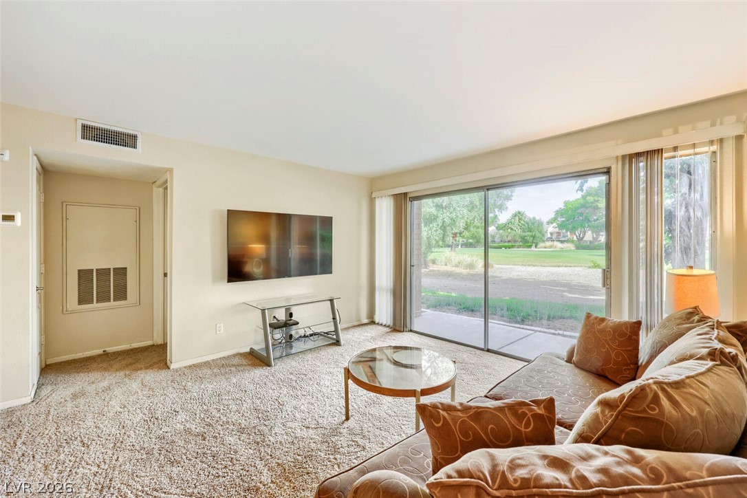 746 Oakmont Avenue 703