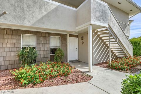 Photo of 746 Oakmont Avenue #703, Las Vegas, NV 89109 (MLS # 2775131)