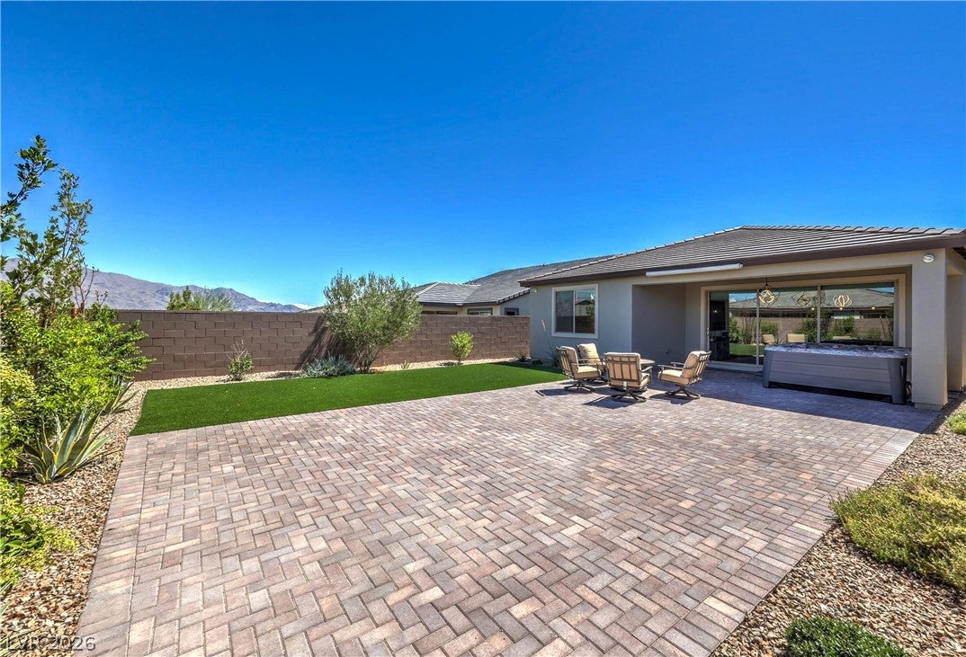 9584 SARD Lane