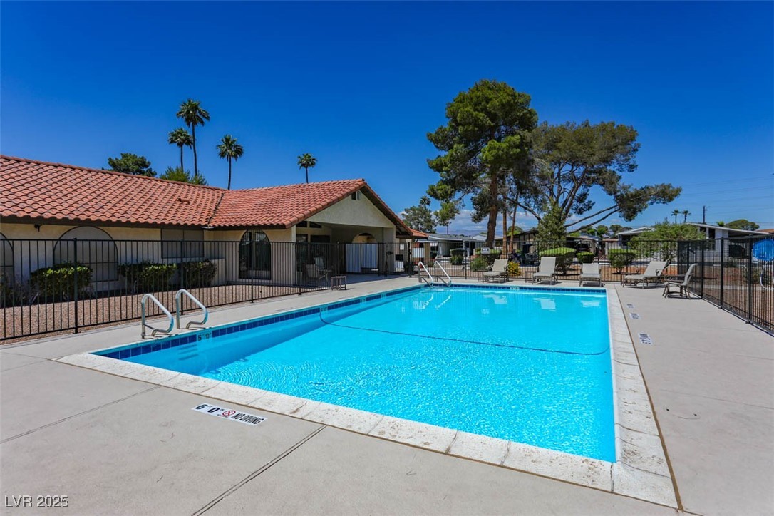 5572 Tres Piedras Road, Las Vegas, Nevada image 35