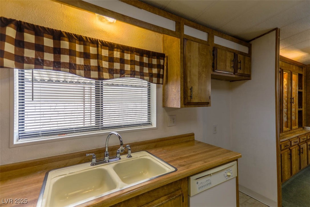5572 Tres Piedras Road, Las Vegas, Nevada image 24