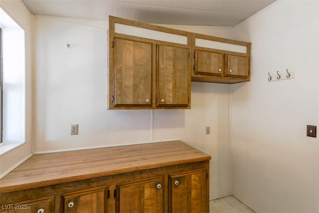 5572 Tres Piedras Road, Las Vegas, Nevada image 13