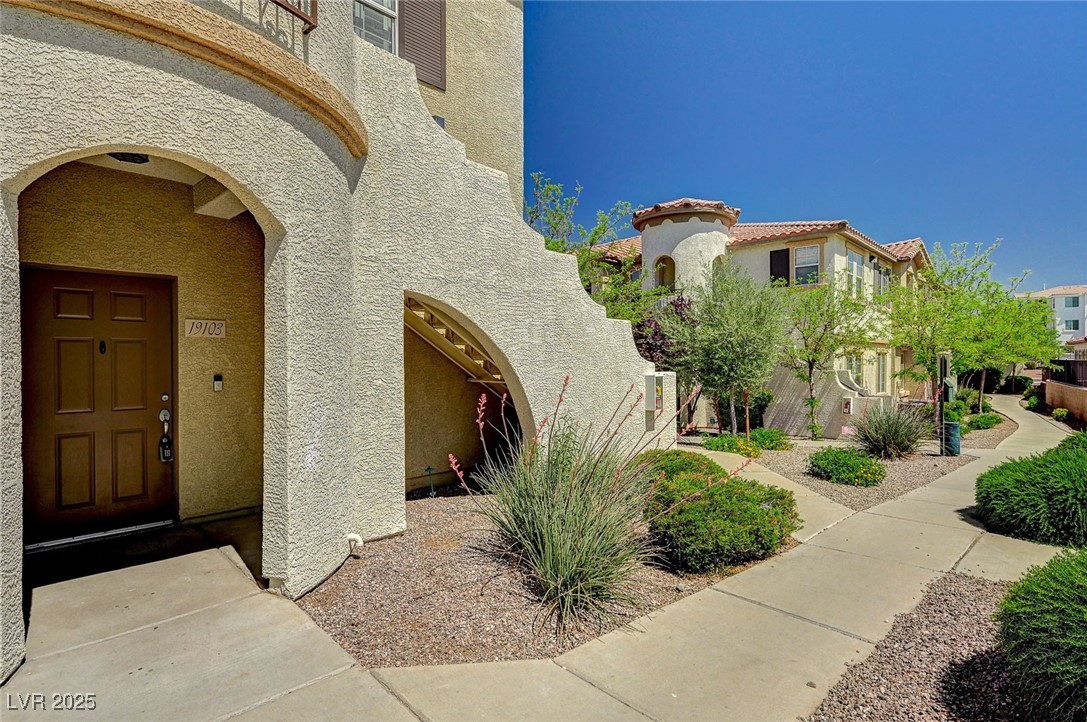 50 Aura De Blanco Street #19103, Henderson, Nevada image 2