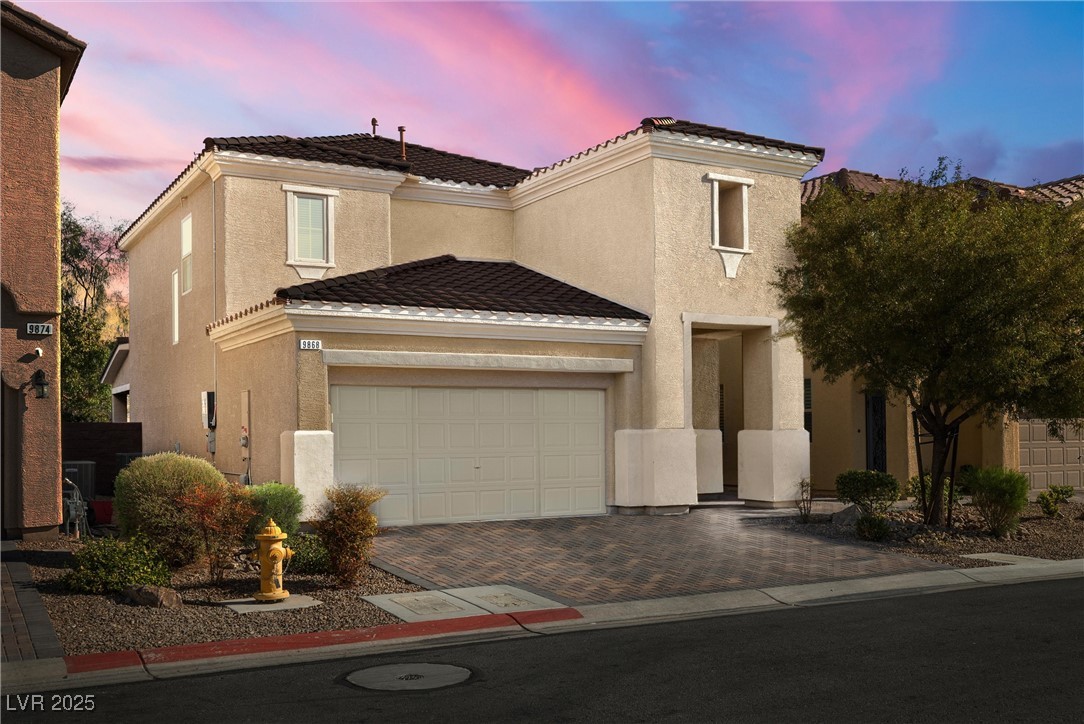 Las Vegas, Nevada 89148, United States, 3 Bedrooms Bedrooms, ,3 BathroomsBathrooms,Residential,Active,96577