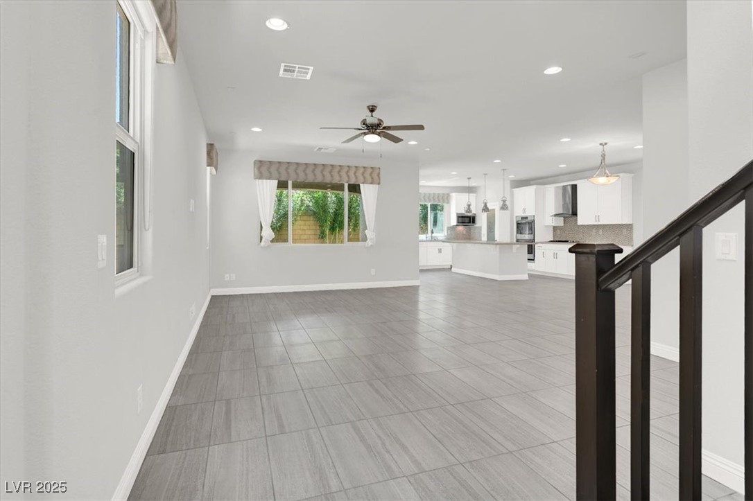 Las Vegas, Nevada 89166, United States, 4 Bedrooms Bedrooms, ,3 BathroomsBathrooms,Residential,Active,170630