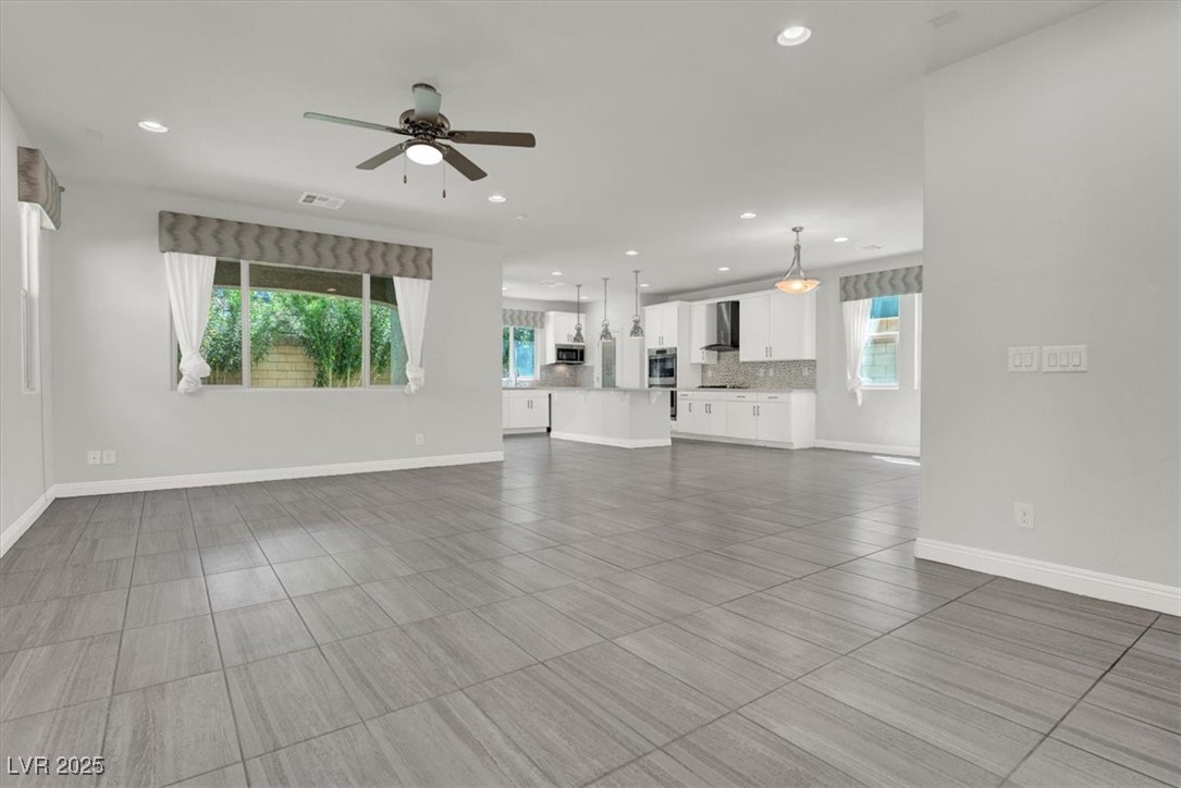 Las Vegas, Nevada 89166, United States, 4 Bedrooms Bedrooms, ,3 BathroomsBathrooms,Residential,Active,170630