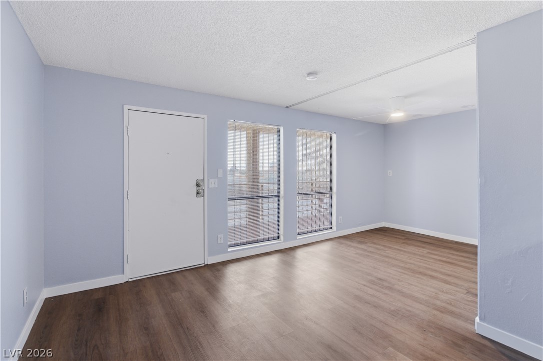 2221 W Bonanza Road 28