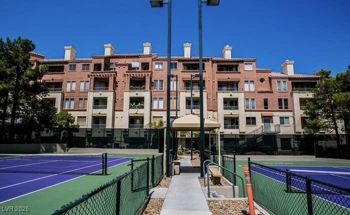 210 E Flamingo Road 101