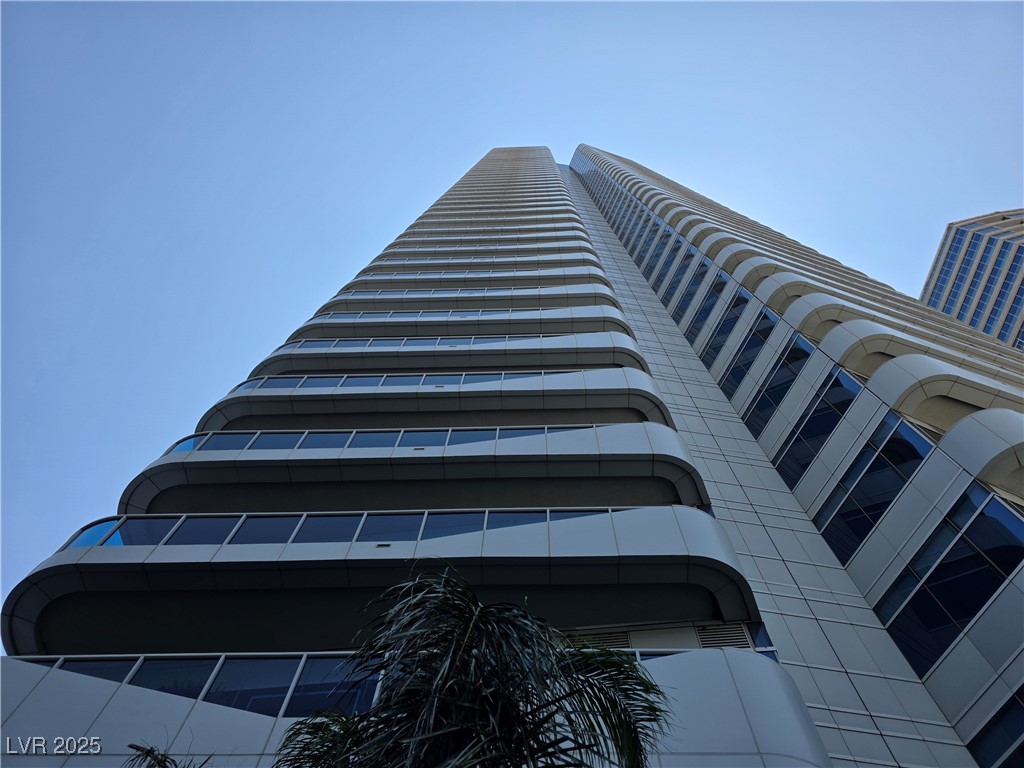 4471 Dean Martin Drive 1104