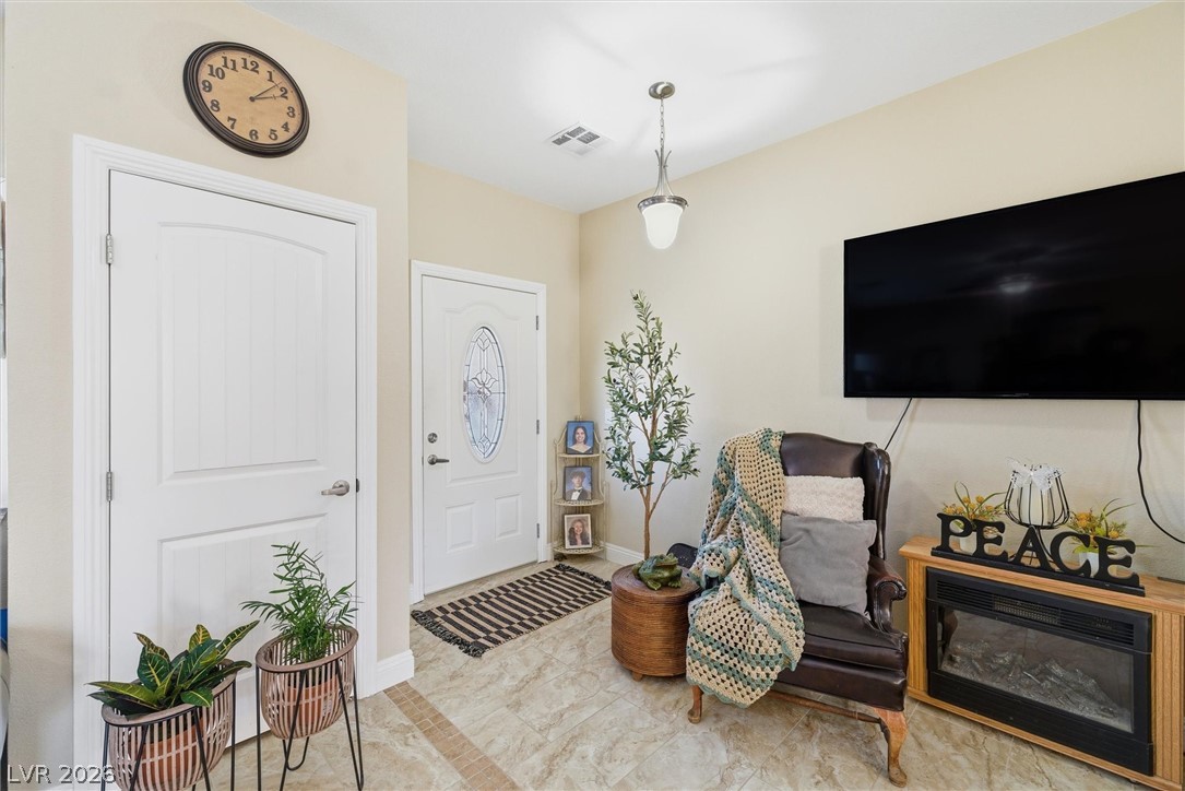 4800 Honey Locust Drive