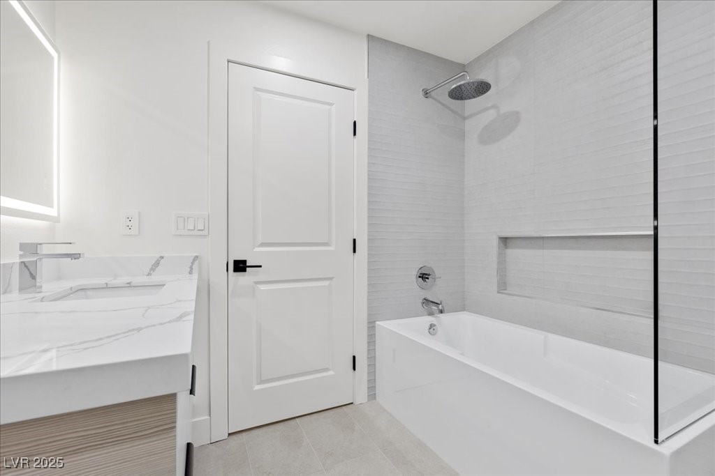 Henderson, Nevada 89014, United States, 4 Bedrooms Bedrooms, ,4 BathroomsBathrooms,Residential,Active,198890