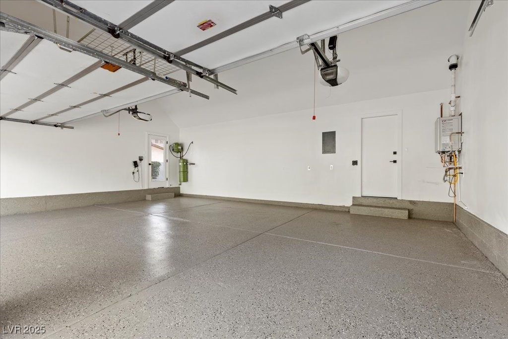 Henderson, Nevada 89014, United States, 4 Bedrooms Bedrooms, ,4 BathroomsBathrooms,Residential,Active,198890