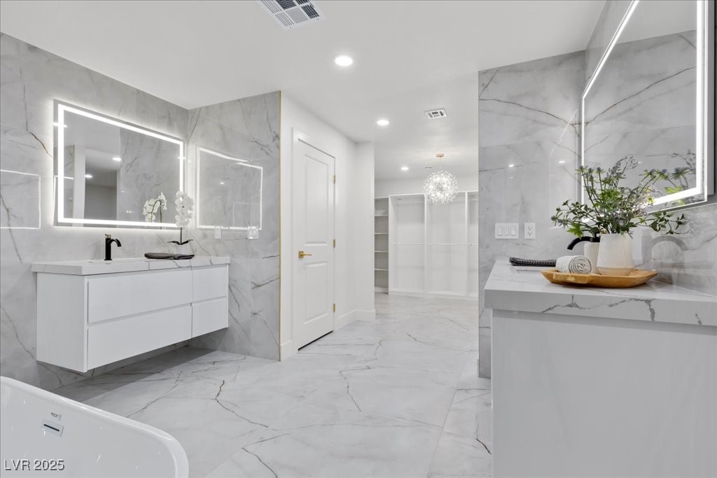 Henderson, Nevada 89014, United States, 4 Bedrooms Bedrooms, ,4 BathroomsBathrooms,Residential,Active,198890