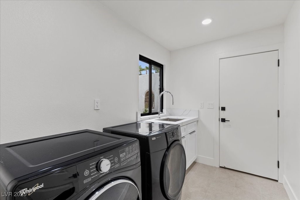 Henderson, Nevada 89014, United States, 4 Bedrooms Bedrooms, ,4 BathroomsBathrooms,Residential,Active,198890