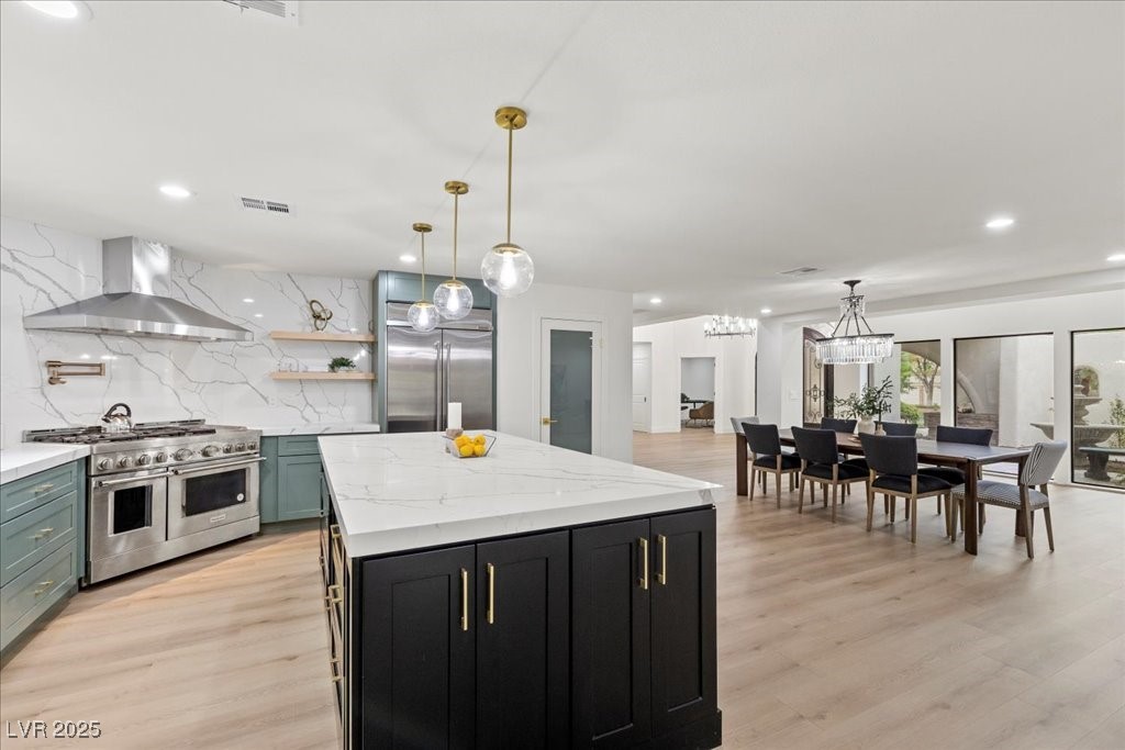 Henderson, Nevada 89014, United States, 4 Bedrooms Bedrooms, ,4 BathroomsBathrooms,Residential,Active,198890