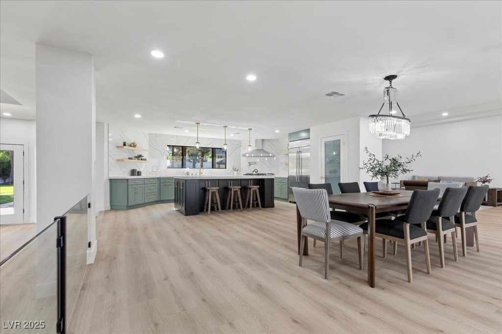 Henderson, Nevada 89014, United States, 4 Bedrooms Bedrooms, ,4 BathroomsBathrooms,Residential,Active,198890