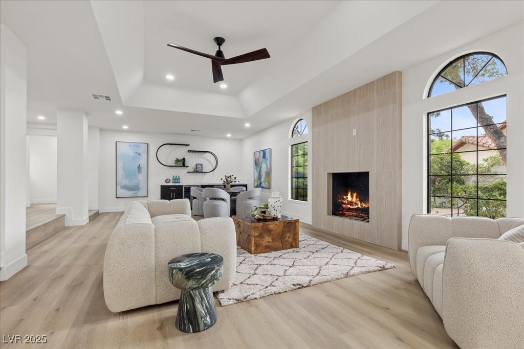 Henderson, Nevada 89014, United States, 4 Bedrooms Bedrooms, ,4 BathroomsBathrooms,Residential,Active,198890