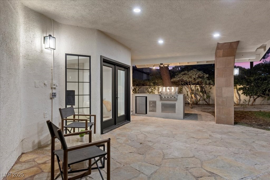 Henderson, Nevada 89014, United States, 4 Bedrooms Bedrooms, ,4 BathroomsBathrooms,Residential,Active,198890