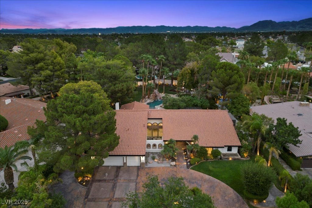 Henderson, Nevada 89014, United States, 4 Bedrooms Bedrooms, ,4 BathroomsBathrooms,Residential,Active,198890