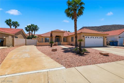 Homes For Sale - 333 Oak Canyon Drive<br/> Henderson, NV 89015