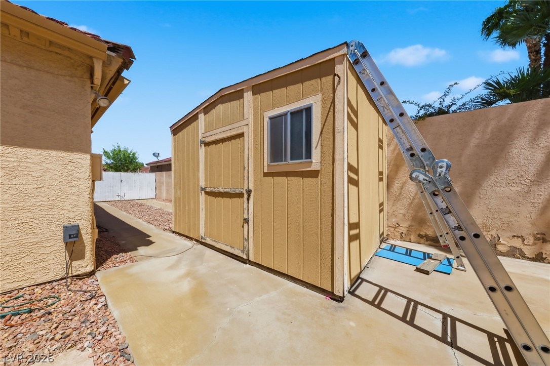 333 Oak Canyon Drive
