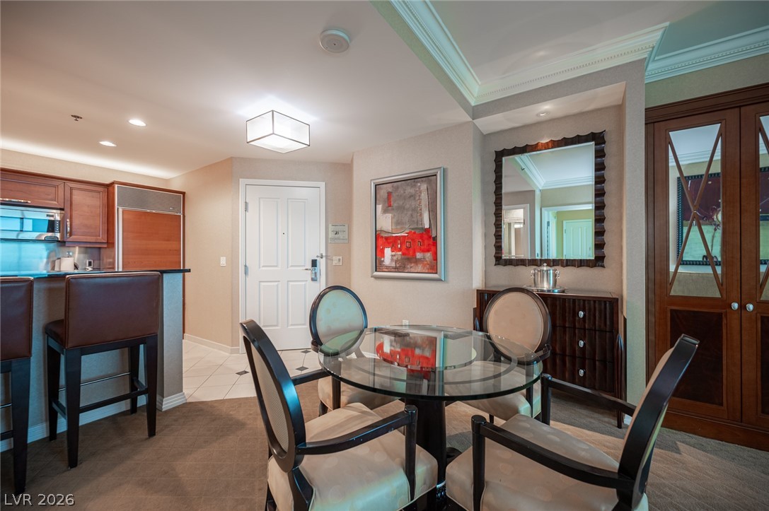 135 E Harmon Avenue 1402/1404