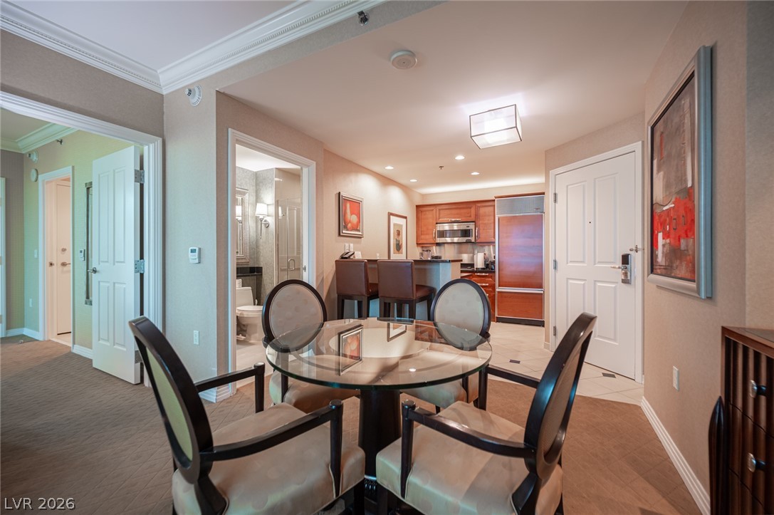 135 E Harmon Avenue 1402/1404
