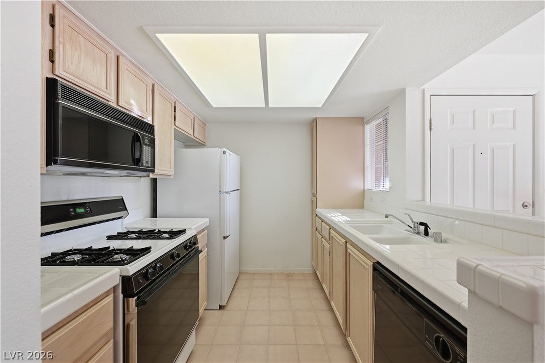 1908 Rio Canyon Court 206