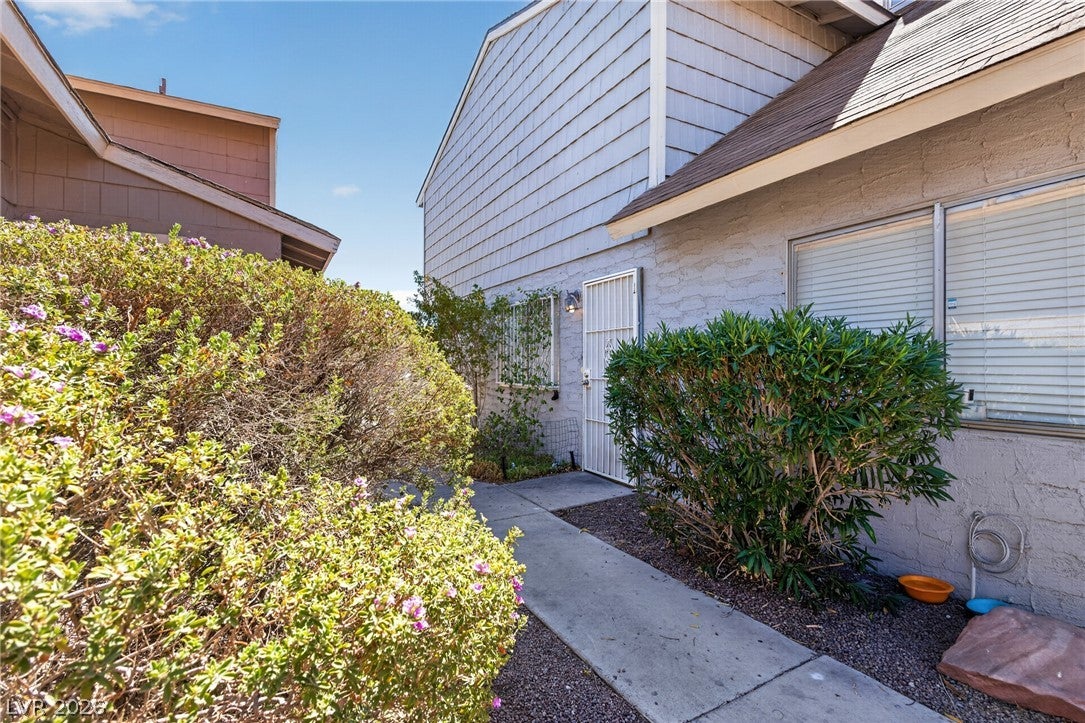 5125 Golden Lane A