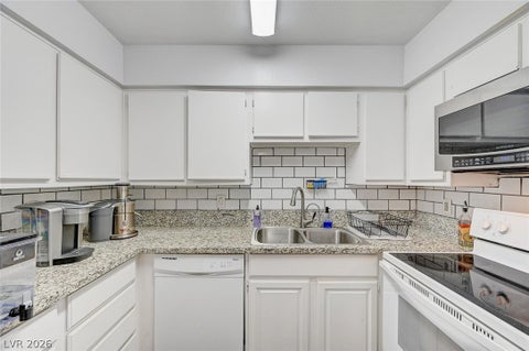 Condo For Sale - 3151 Soaring Gulls Drive #1024<br/> Clark County, Las Vegas, NV 89128