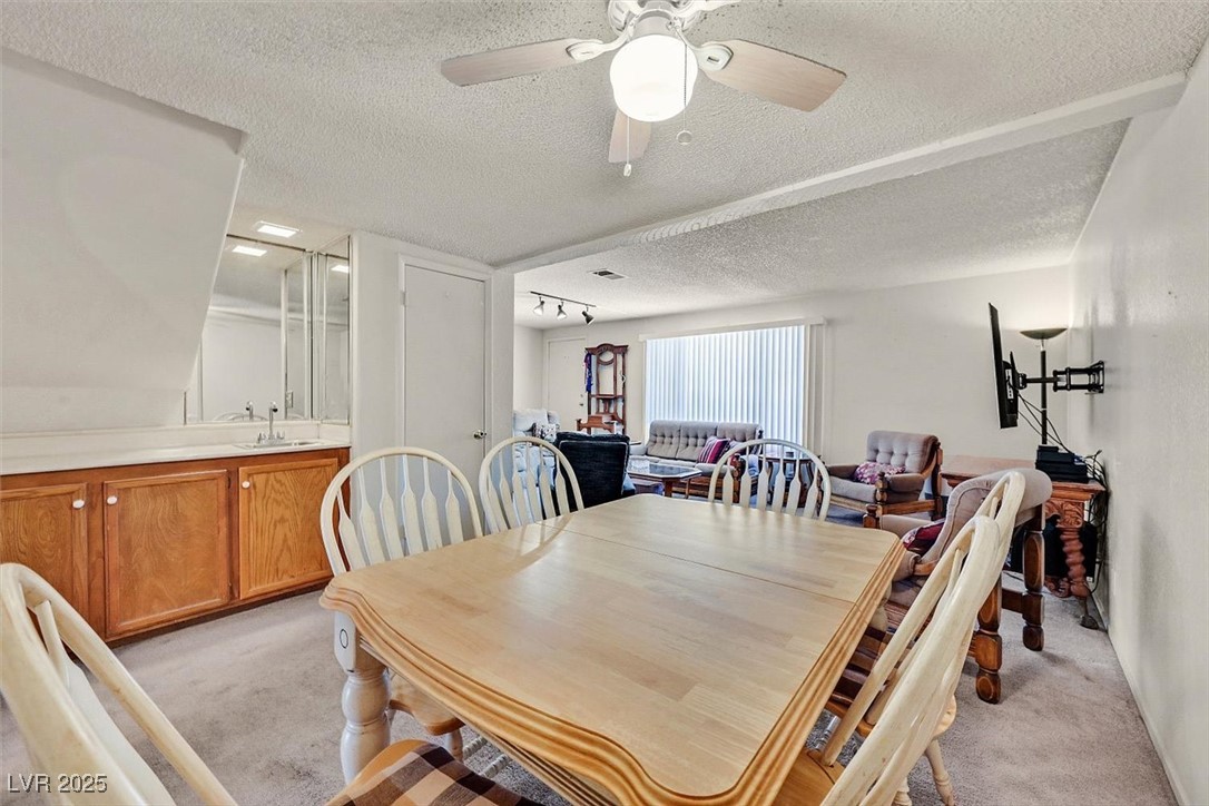 Las Vegas, Nevada 89121, United States, 3 Bedrooms Bedrooms, ,3 BathroomsBathrooms,Residential,Active,183320