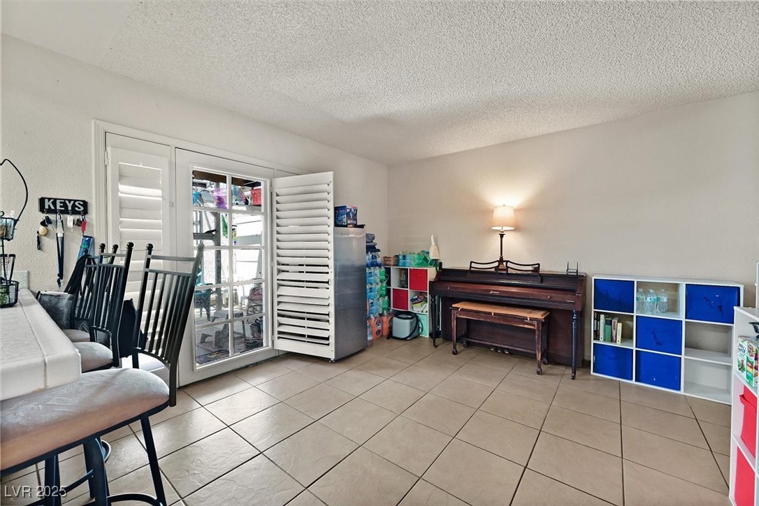 Las Vegas, Nevada 89121, United States, 3 Bedrooms Bedrooms, ,3 BathroomsBathrooms,Residential,Active,183320