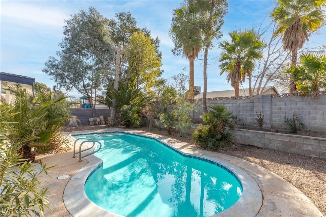 6223 Foothill Boulevard, Las Vegas, Nevada image 1
