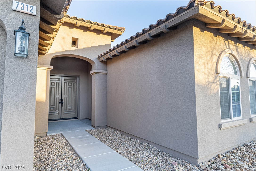 7312 Pinfeather Way